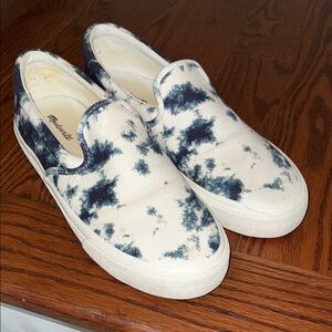 Women’s  Tie-Dye Slip-On Sneakers - Navy and Cream size 10